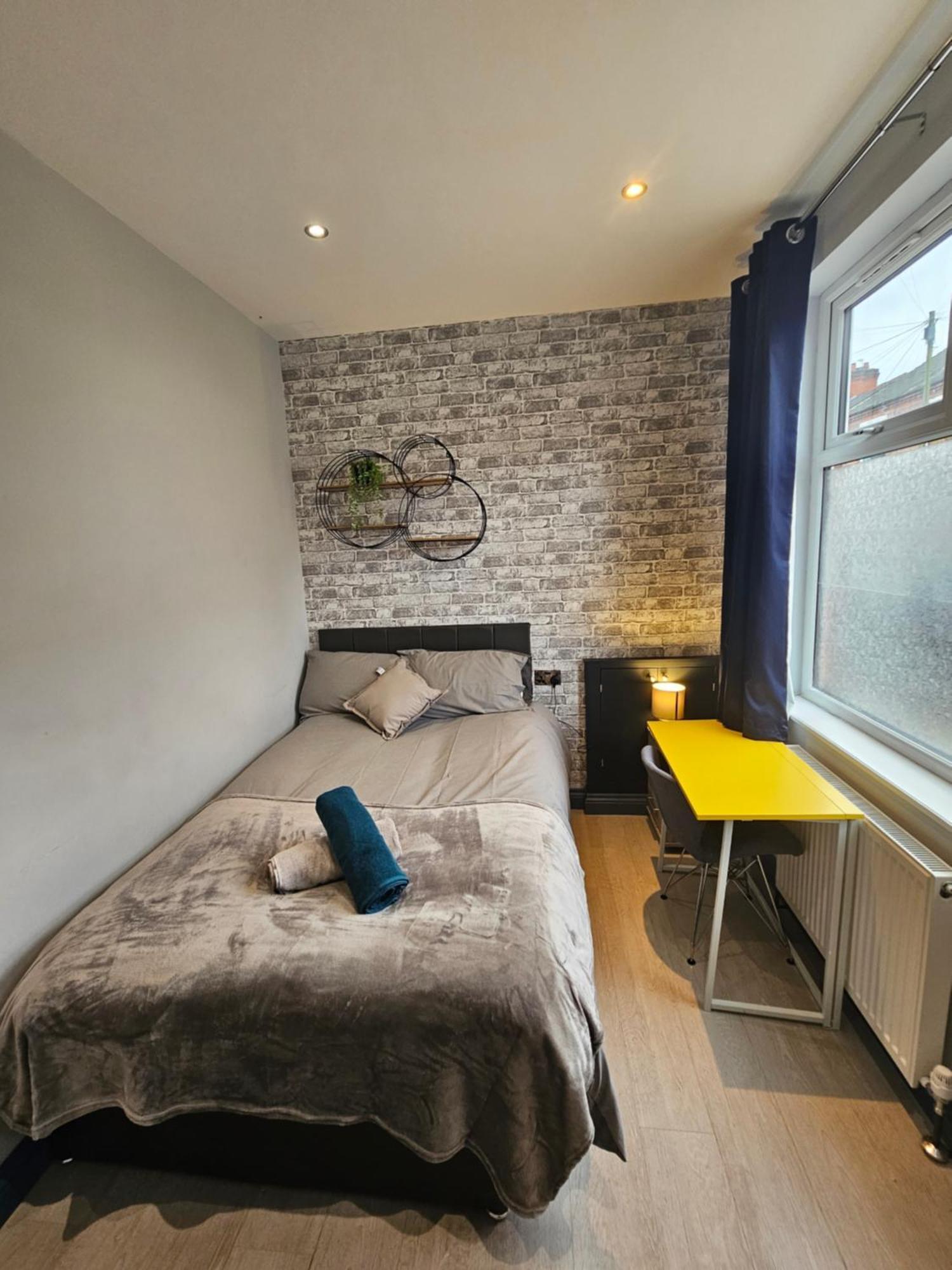 Tudor Road House Leicester Eksteriør billede